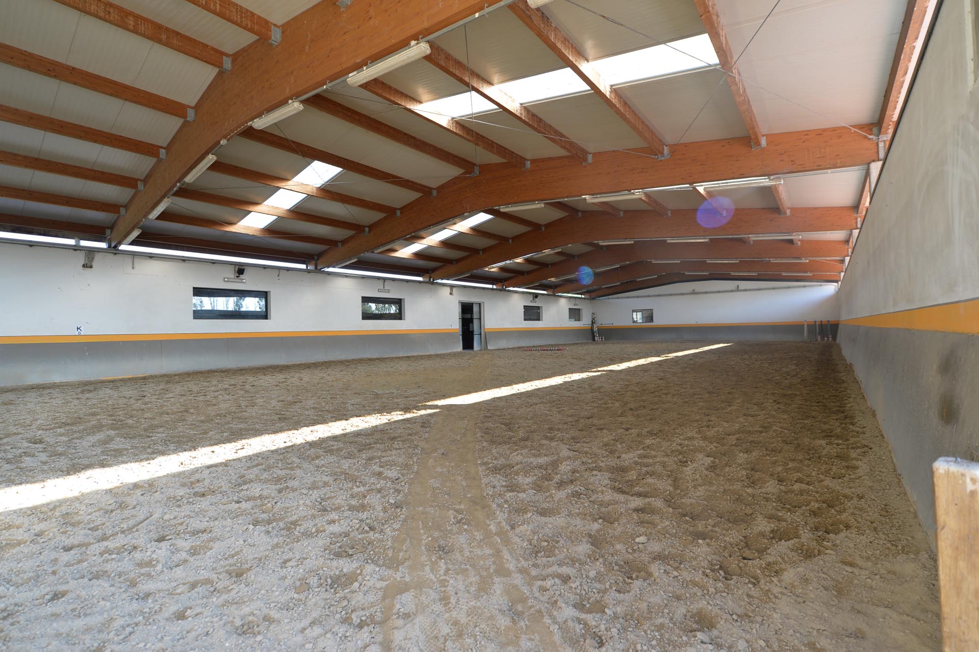 CAVALLI, EQUITAZIONE, POLO: MANEGGI, AGRITURISMI, VILLE & CASALI IN CAMPAGNA CON SCUDERIE